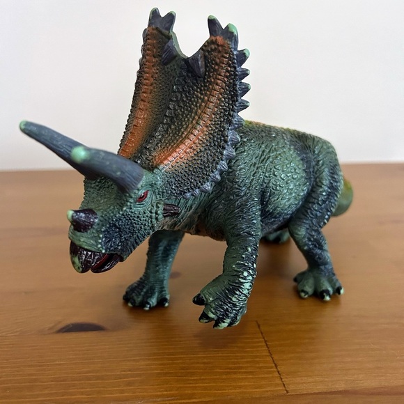 Vintage 90s  Large Triceratops Dinosaur Figure 9” - Picture 2 of 4